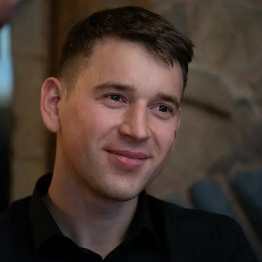 Андрей Овчаренко
