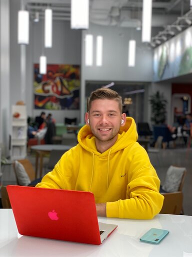 Роман Лаврентьев